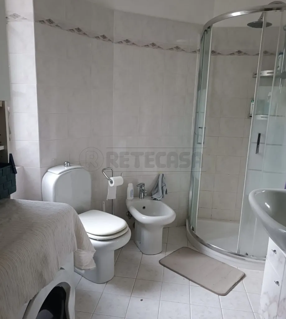 Bathrooms - Panoramic Quadruplex in Montignoso