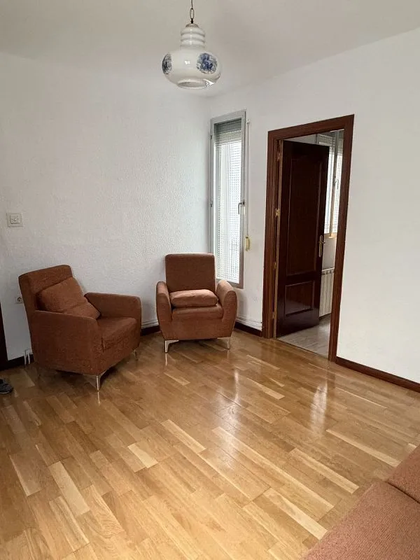 Séjour - 3-Bedroom Flat with South Orientation in Chamberí