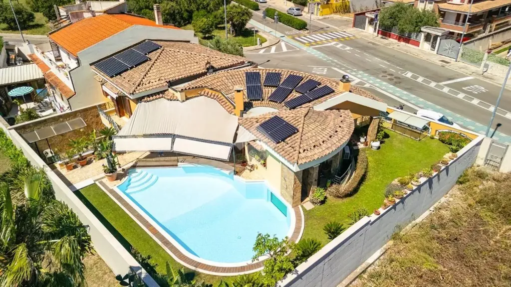 Õhuvaade - Penthouse Villa with Pool in Selargius