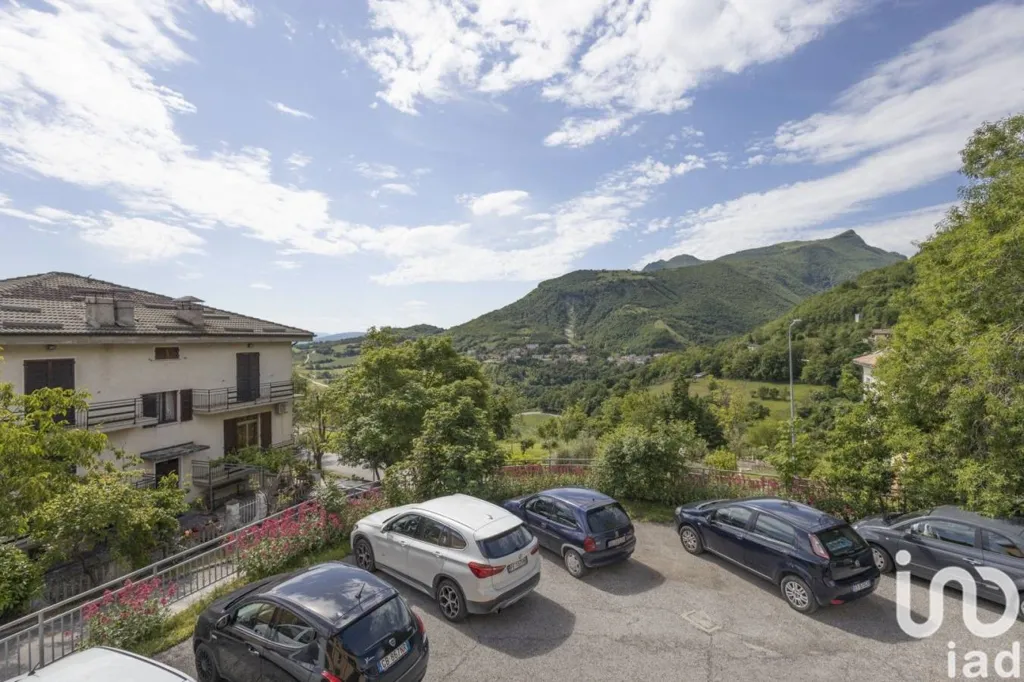 Välivaade - Spacious House with Balcony in Serra Sant'Abbondio