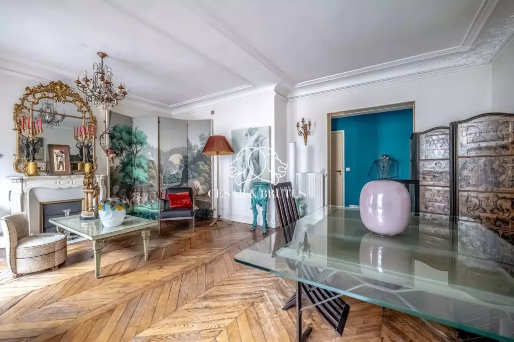 Séjour - Appartement 3 Pièces Haussmannien à Paris 9ème