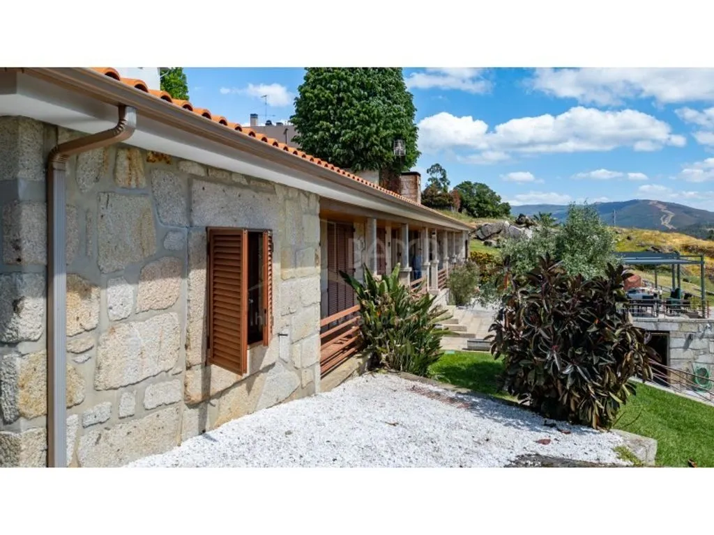 Exterior - Luxury House with Mountain View in Caminha
