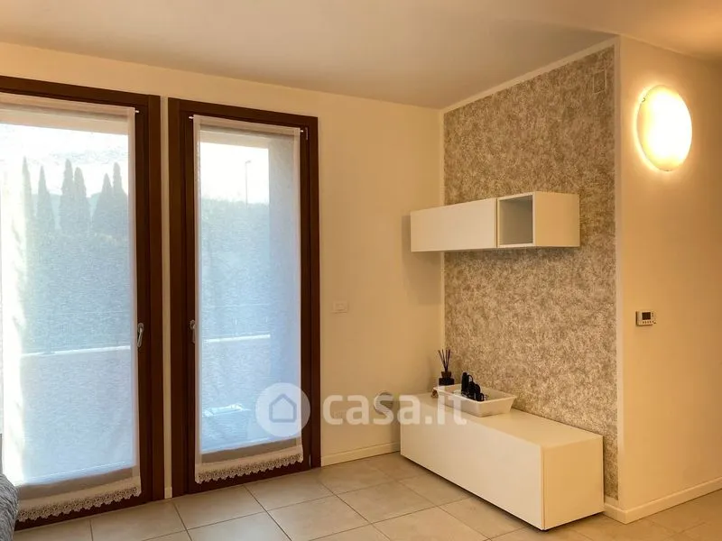 Elutuba - Modern Bilocale with Balcony in Negrar