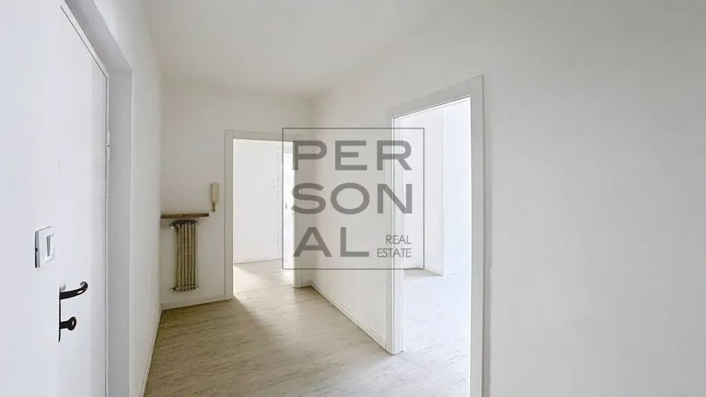 Entrée - Apartment with Balcony in Gardolo, Trento