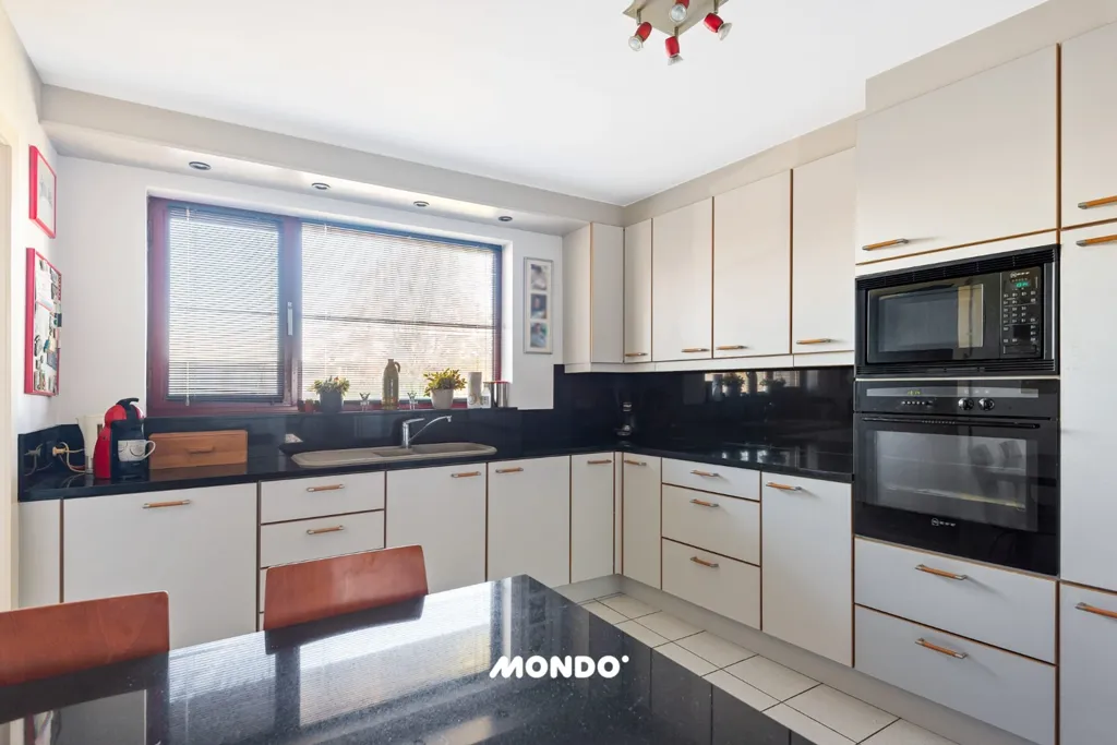 Cuisine - Appartement Duplex avec Balcon au Cœur de Willebroek