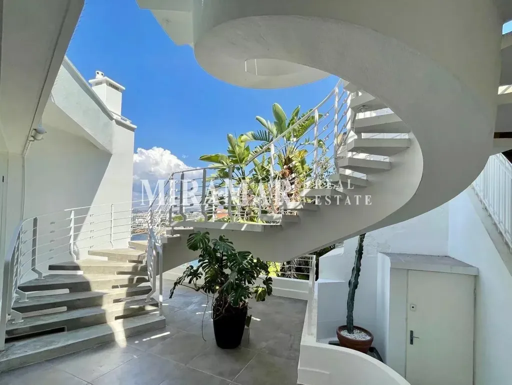 Stanze - Penthouse with Sea Access in Nice