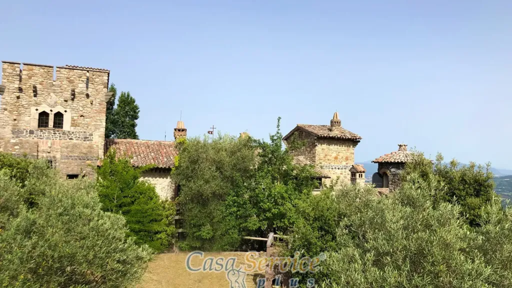 Exterior - Villa with Historic Charm in Todi