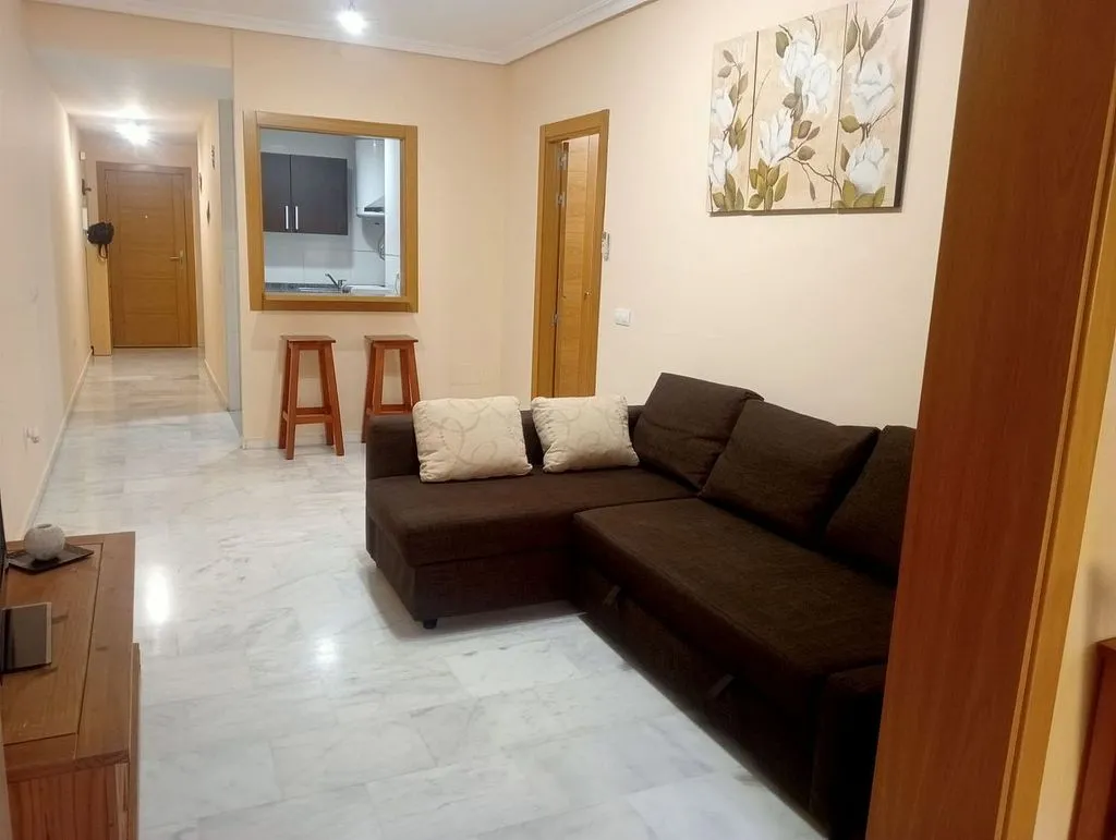 Elutuba - Twin-bedroom Apartment with Pool in Los Pacos