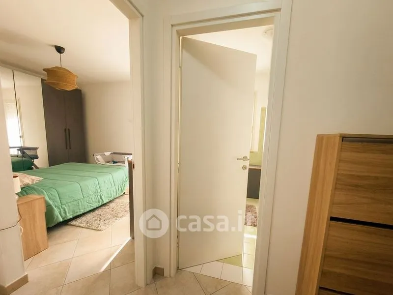 Schlafzimmer - Trilocale with Private Garden in Tavullia