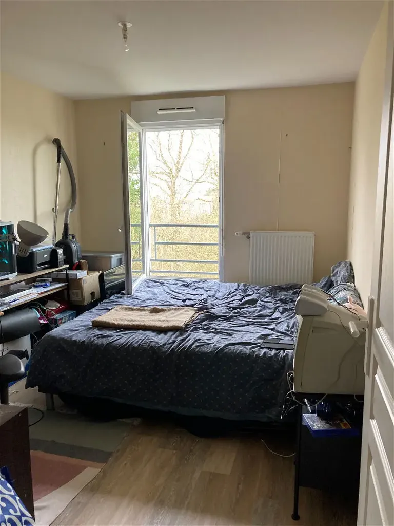Dormitorios - 2-Bedroom Apartment with Balcony in Poitiers