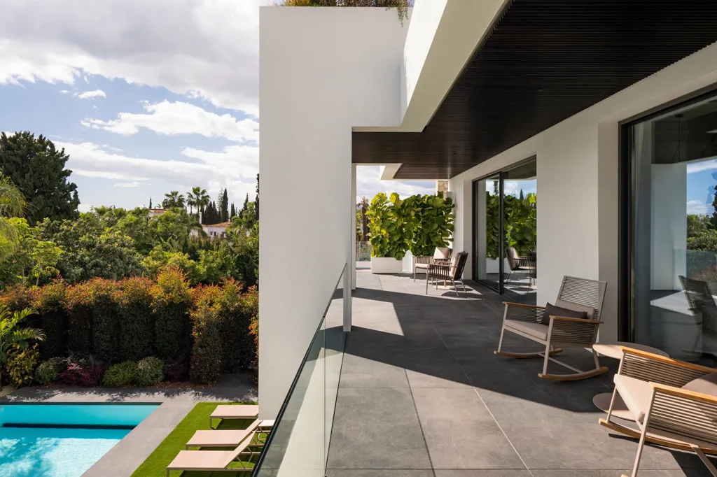 Piscine - Luxury Villa with Pool near Marbella Beach