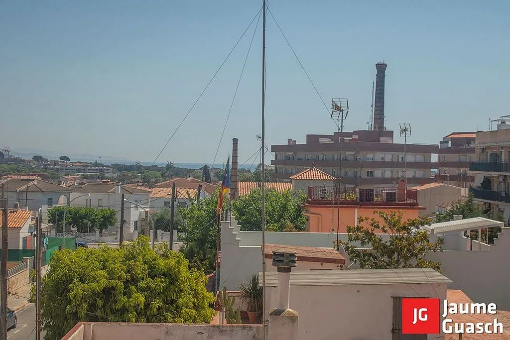 Välivaade - Apartment with Pool in Centre Torredembarra