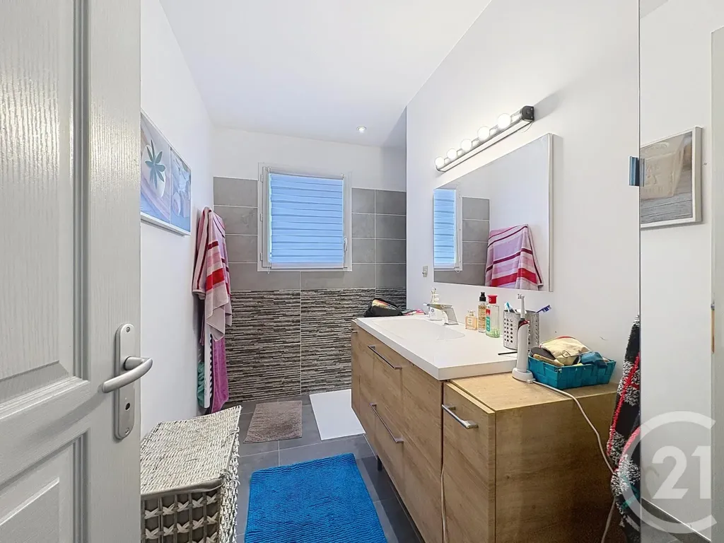 Salles de bain - Villa de Plain Pied avec Piscine à Muret