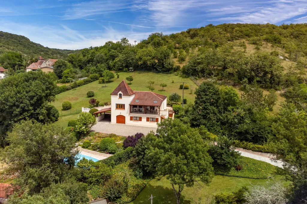 Vista aerea - House with Pool and Spa near Cahors