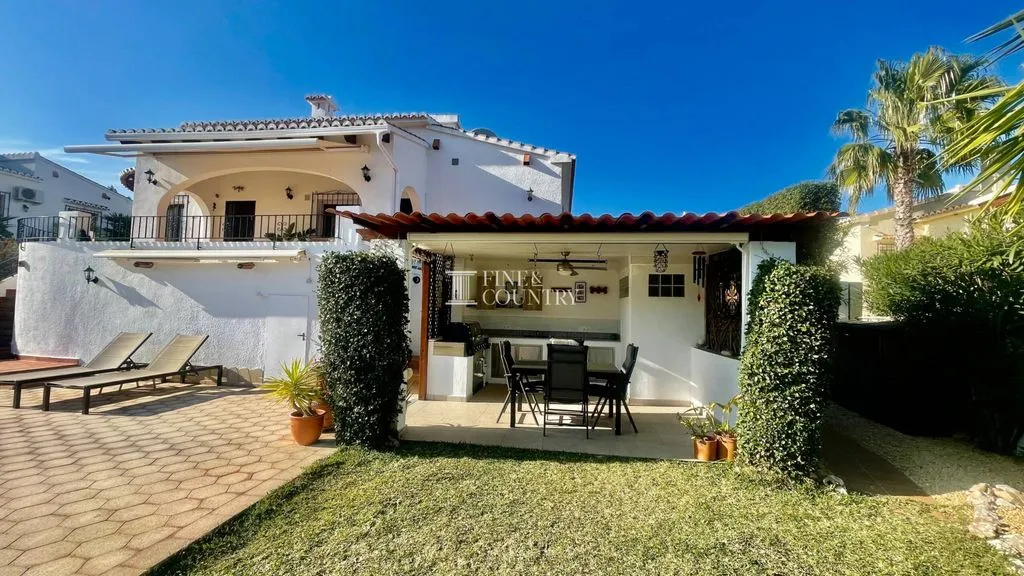 Terrass - Modern Villa with Panoramic Views in Pedreguer