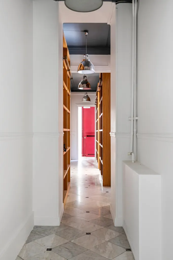 Esik - 4-Bed Apartment with Open View in Paris 6th