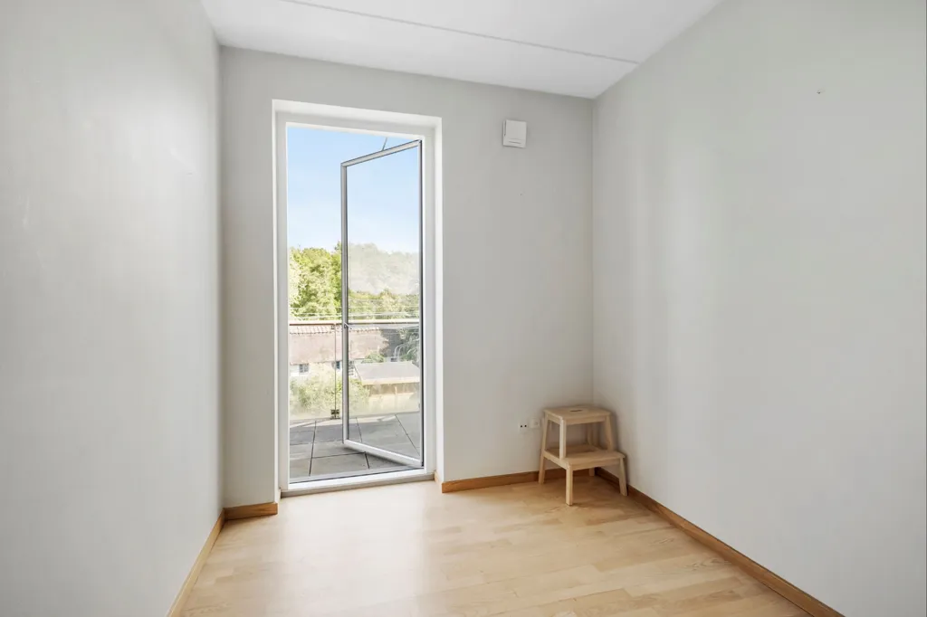 Toad - Apartment with High Ceilings in Allerød