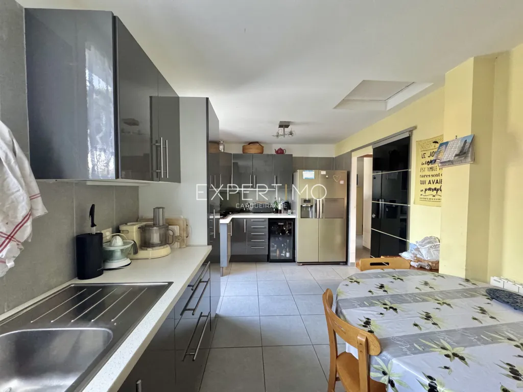 Cuisine - Villa avec Piscine au Port de Carqueiranne