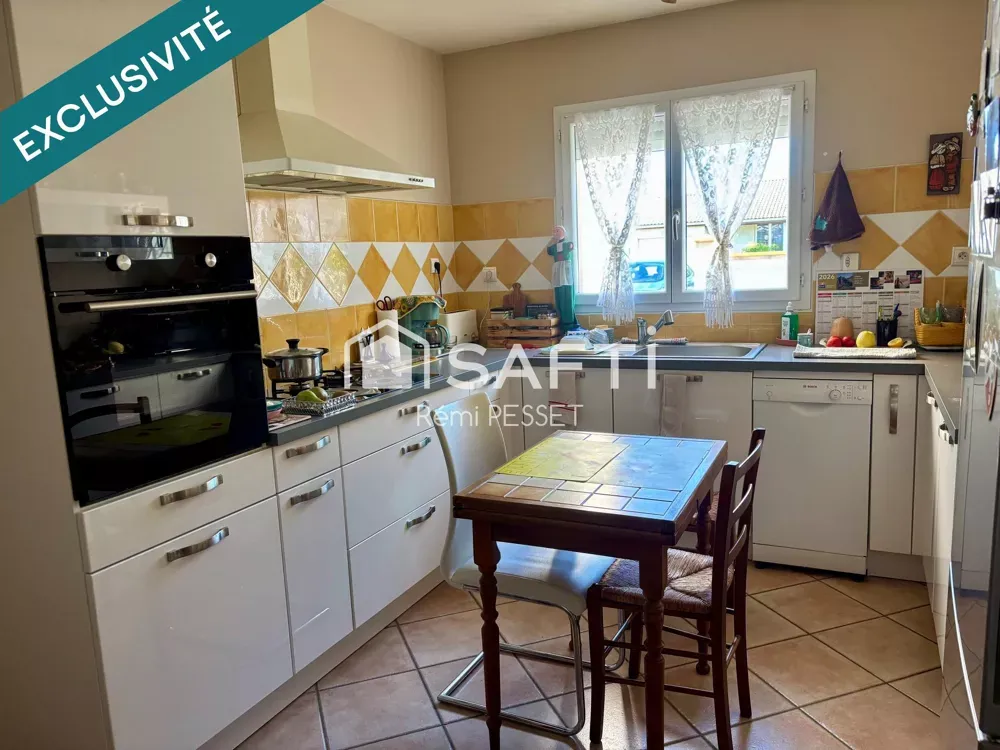5-toaline maja asukohas Montauban