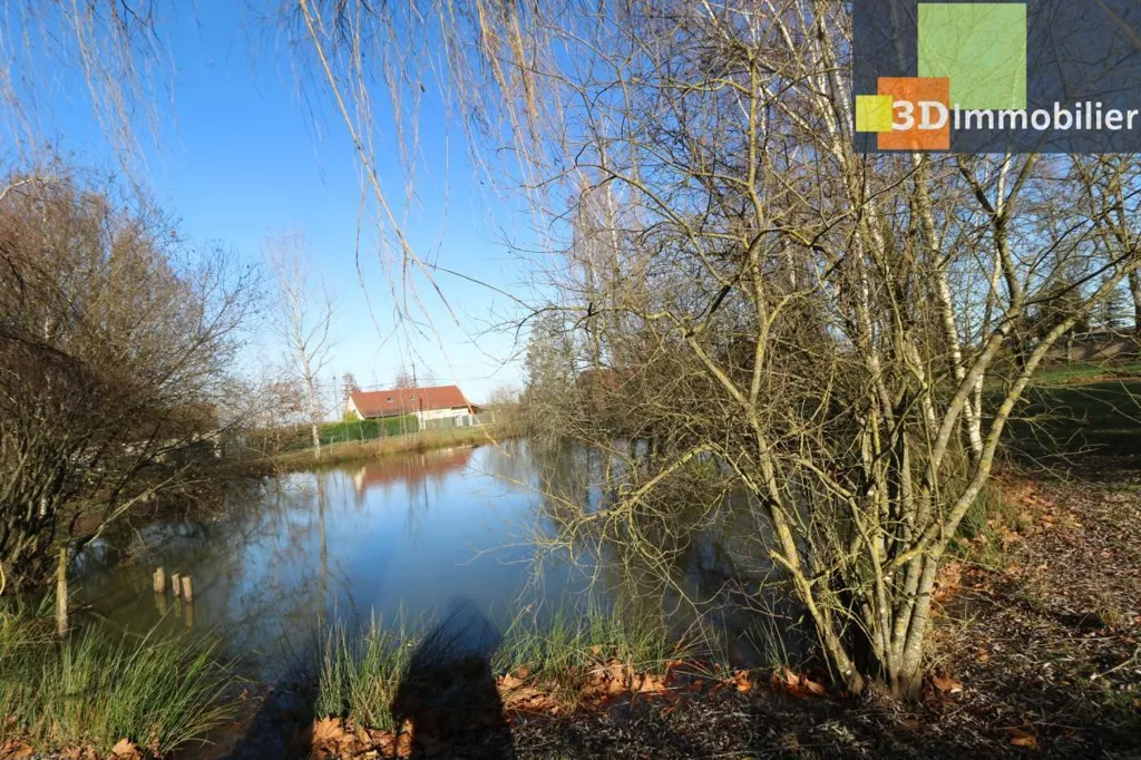 Jardin - Maison de Campagne avec Piscine et Jardin à Dole