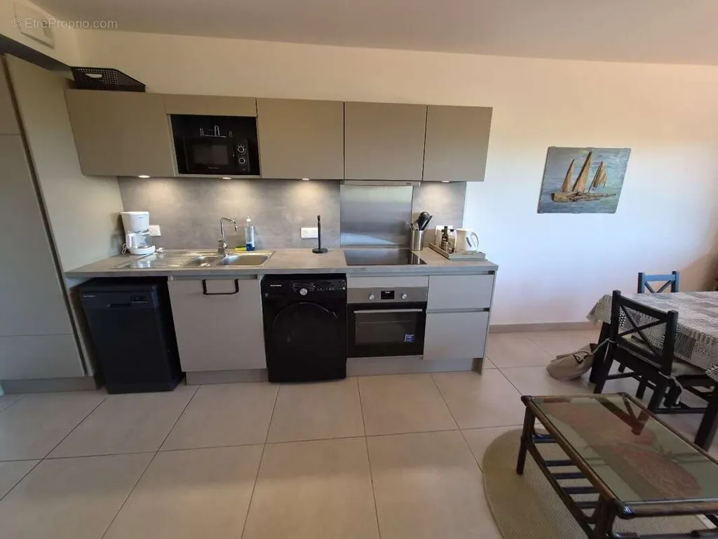 Cuisine - Appartement T2 avec Vue Mer à Collioure