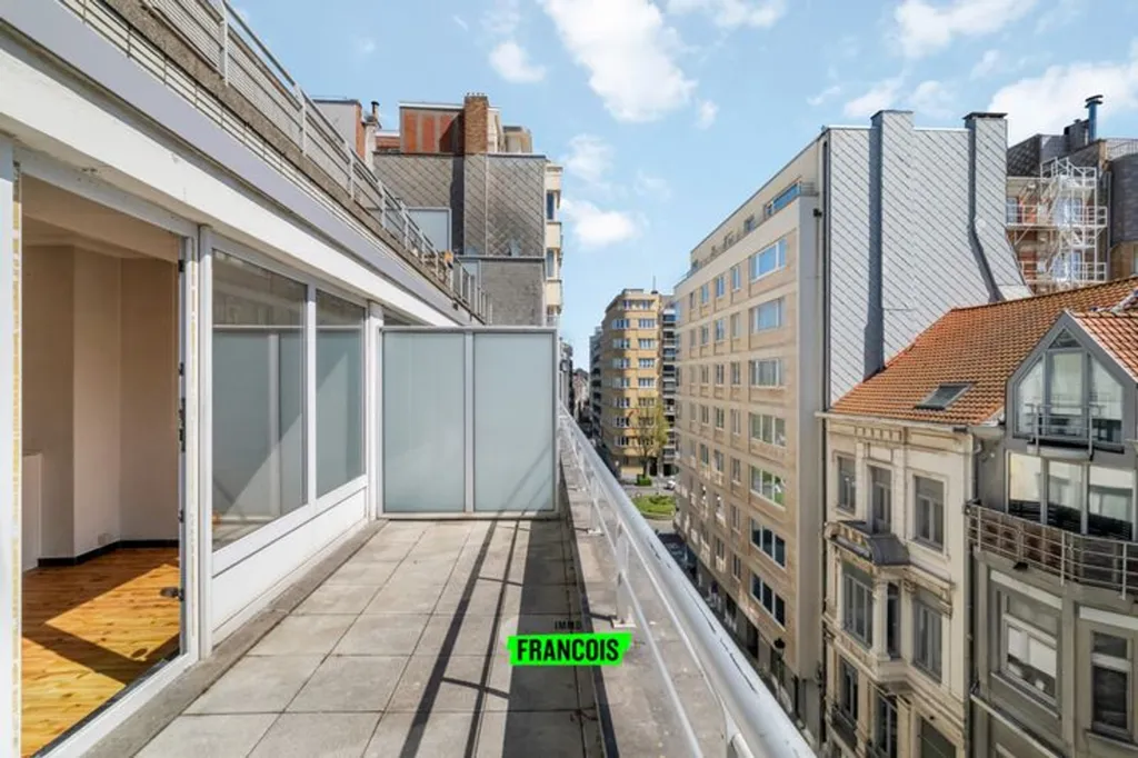 Rõdu - Apartment with Terrace in Central Ostend