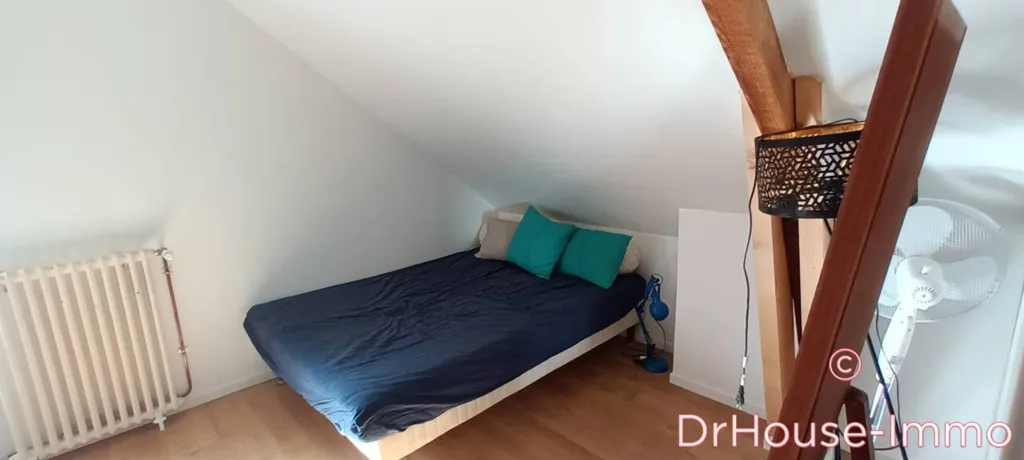 Chambres - Maison Rénovée avec Jardin à Tours