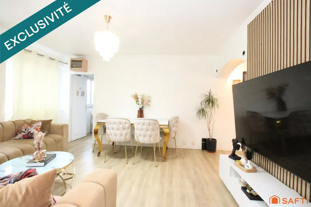 Séjour - Appartement avec 3 Chambres à Massy
