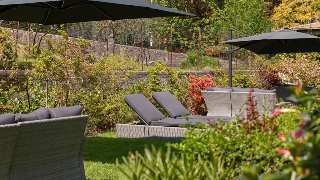 Aed - Modern Villa with Lake View in Stresa