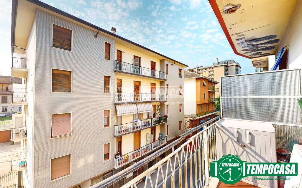 Balcon - Renovated Apartment with Balconies in Ovada