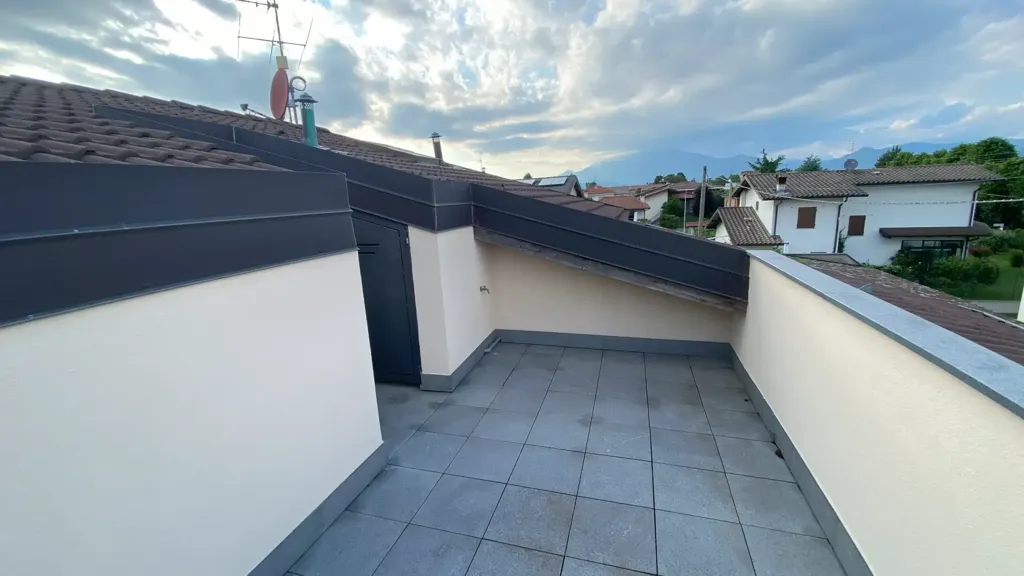 Terrasse - Triplex in Villa with Terraces in Treviolo