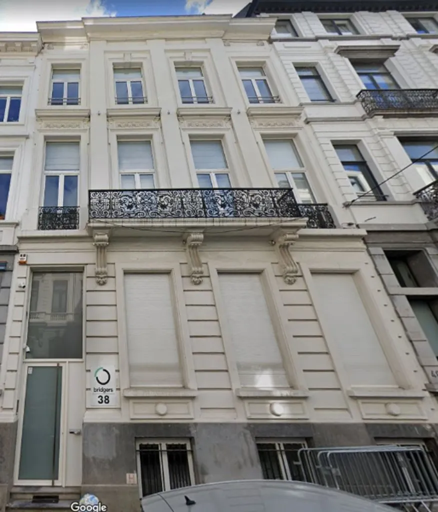 Välivaade - Renovated Office Building in Brussels