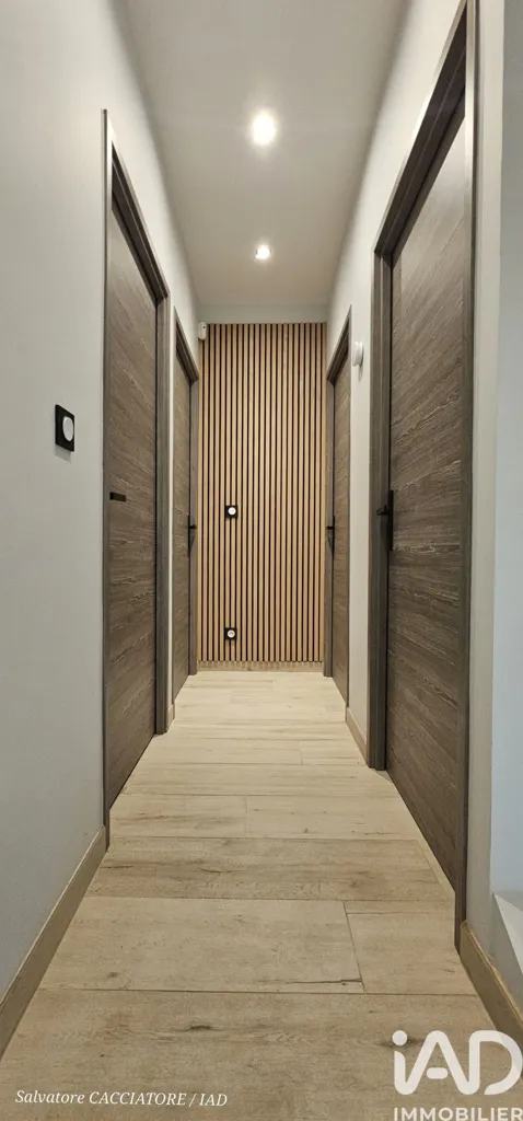 hallway_entrance