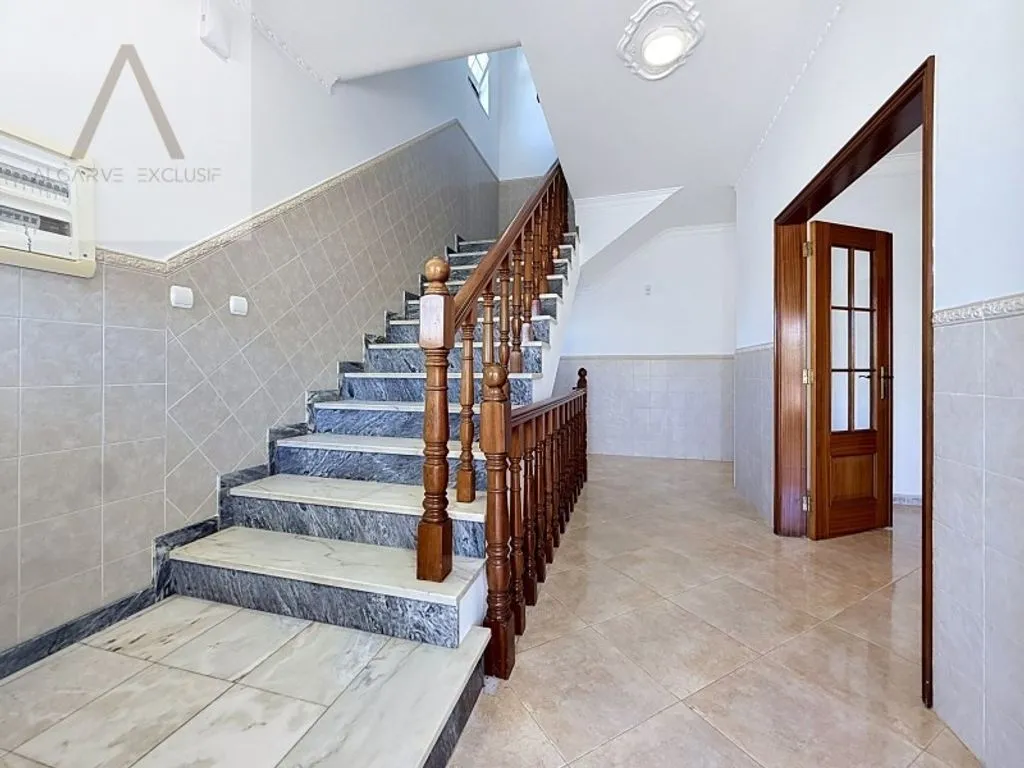 Pièces - Renovated Villa with Pool in Olhão