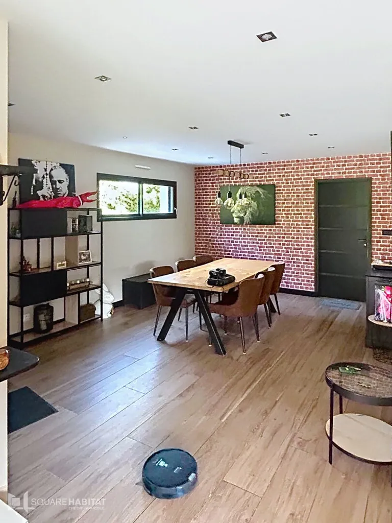 Salle à manger - Maison Contemporaine avec Jardin à Plélo