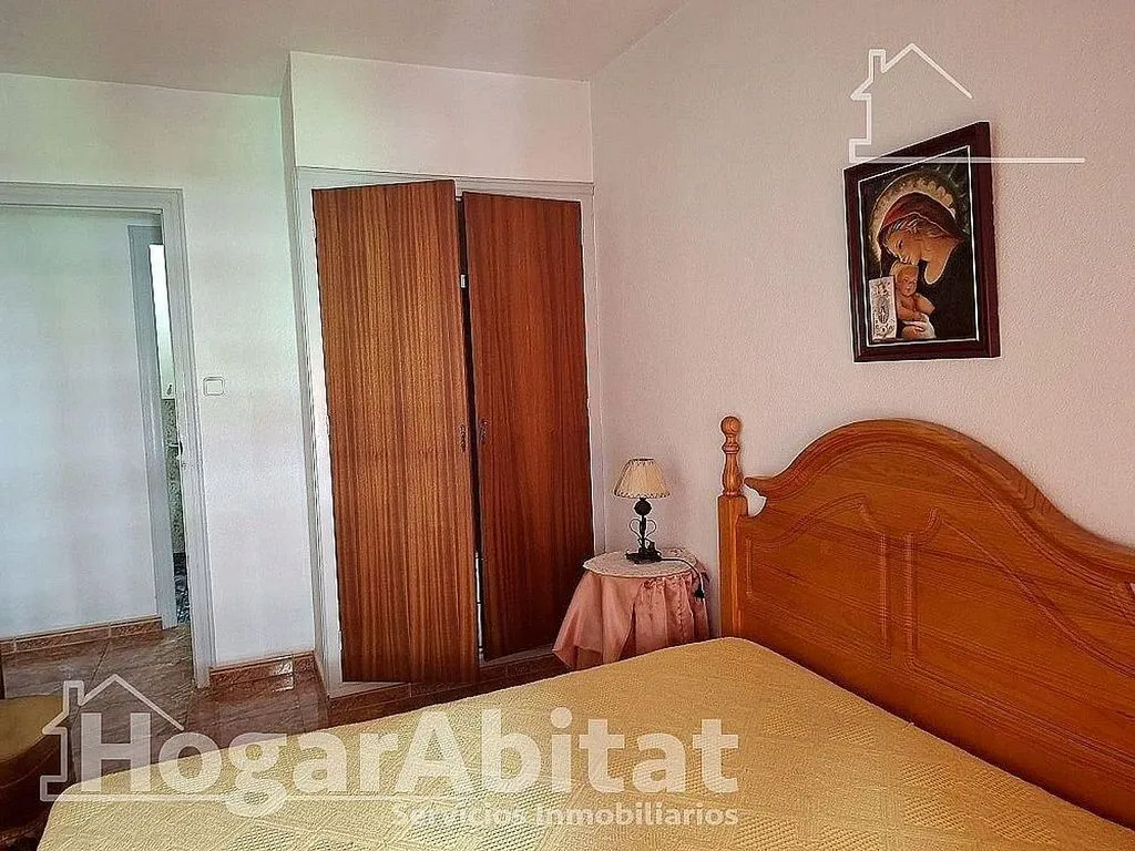 Bedrooms - Spacious Apartment with Balcony in Playa del Cura
