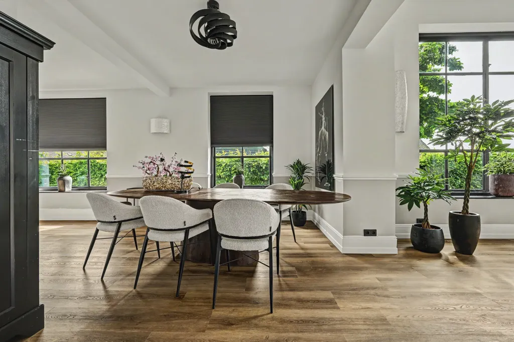 Sala da pranzo - Renovated Schoolhouse with Loft in Oudelande