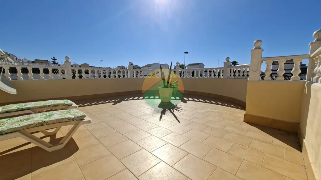 Terrazza - South-Facing Villa with Pool in Camposol