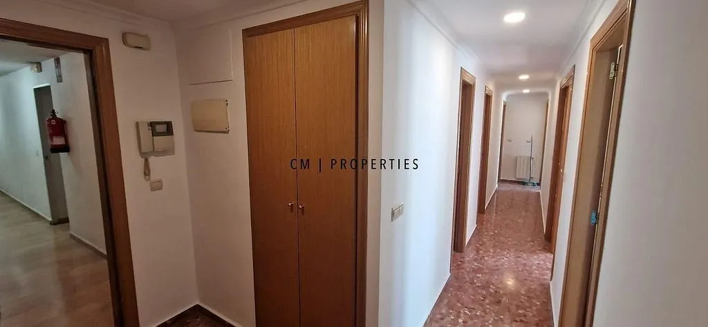 Entrée - Furnished Flat with Balcony in Valencia