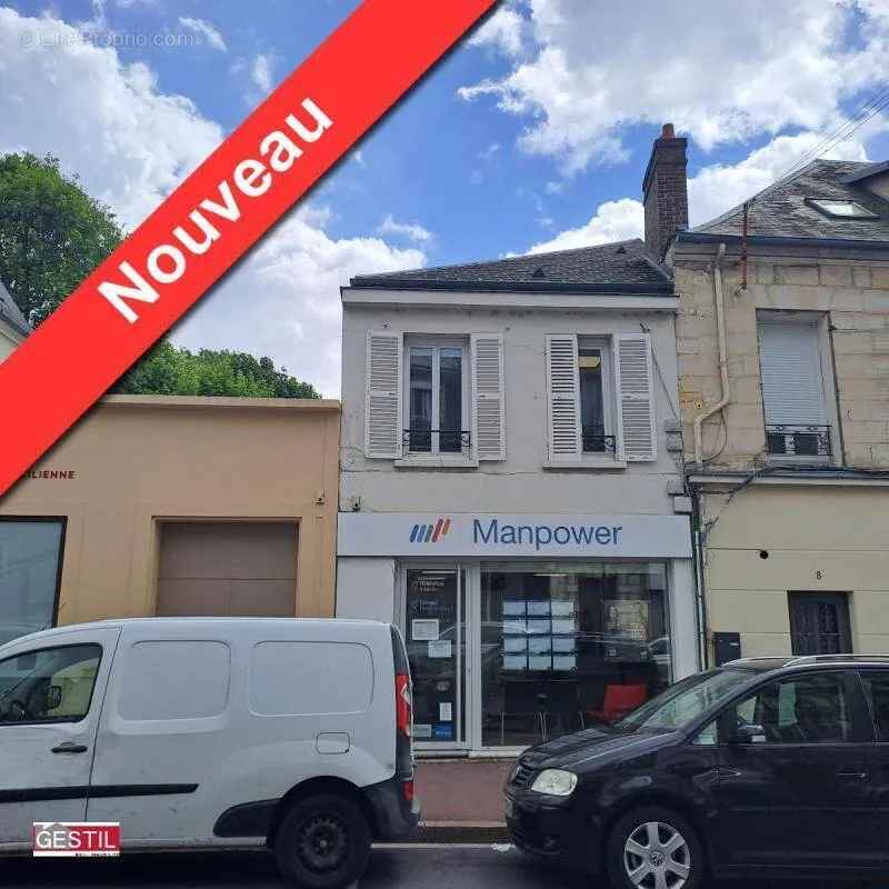 Extérieur - Immeuble de Bureau à Pontoise, Proche Gare