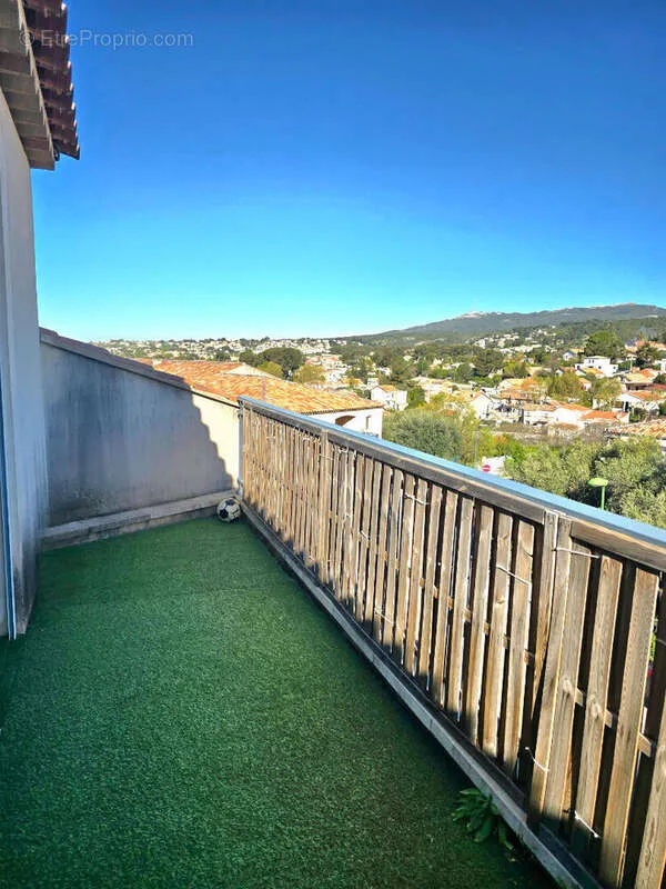 Balcon - Appartement T2 avec Balcon à Allauch