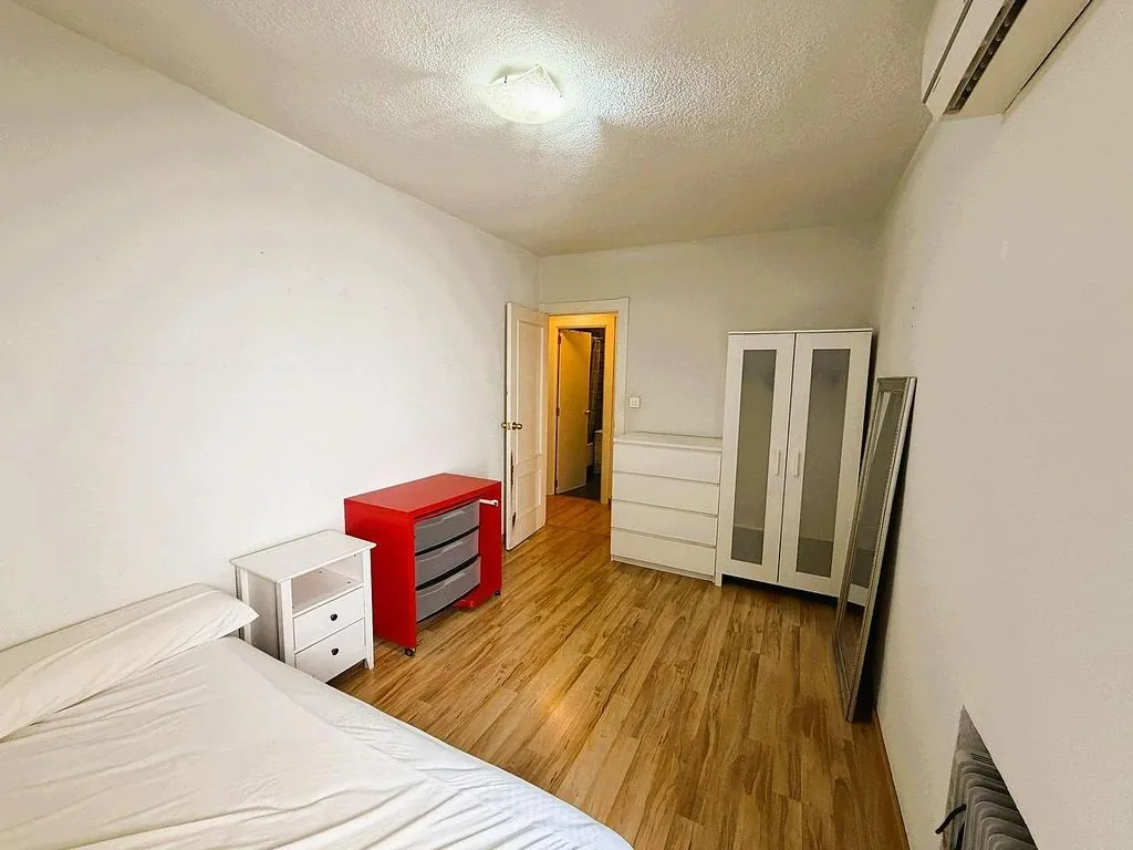 Magamistoad - City Centre Apartment with Balcony in Sagrario
