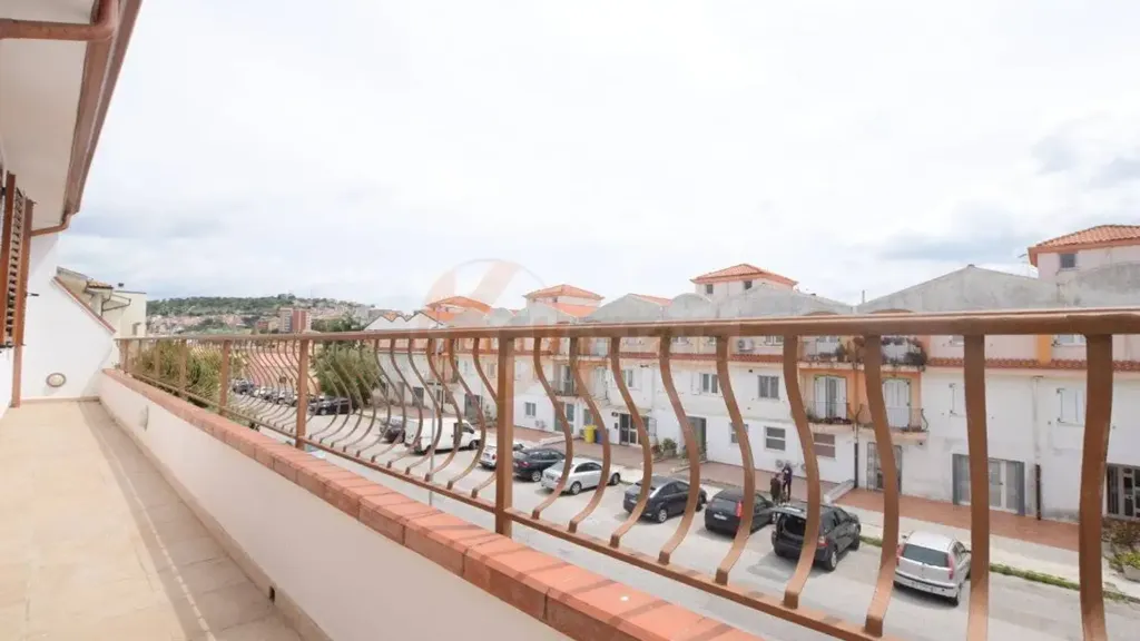 Rõdu - Terraced Villa with Solar Panels in Nuoro