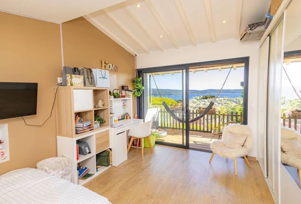 Chambres - Double Villa avec Vue Mer et Rooftop Piscine à Cavalaire-sur-Mer