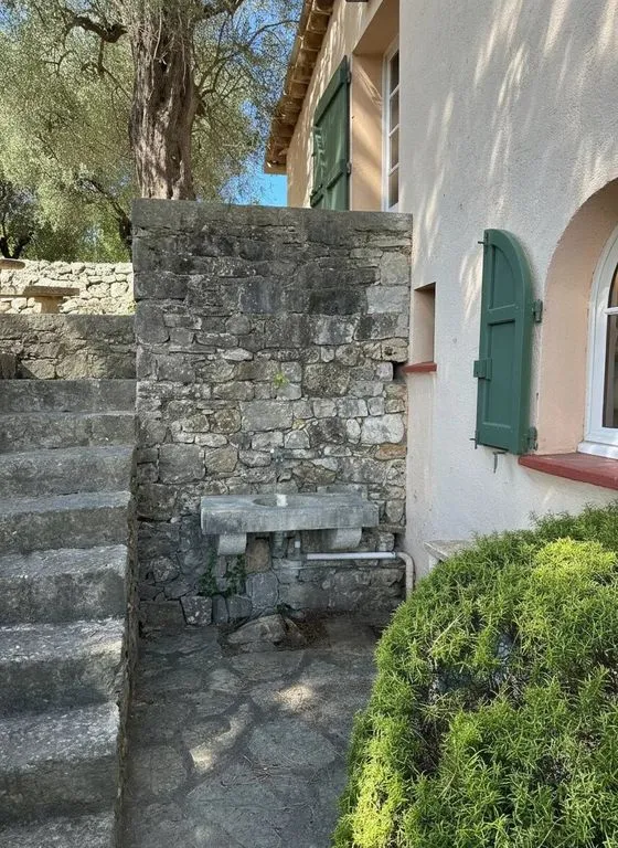 Exterior - Provençal House with Pool in Grasse