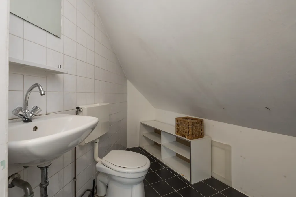 Salles de bain - Charming Maisonette with Balcony in Leiden
