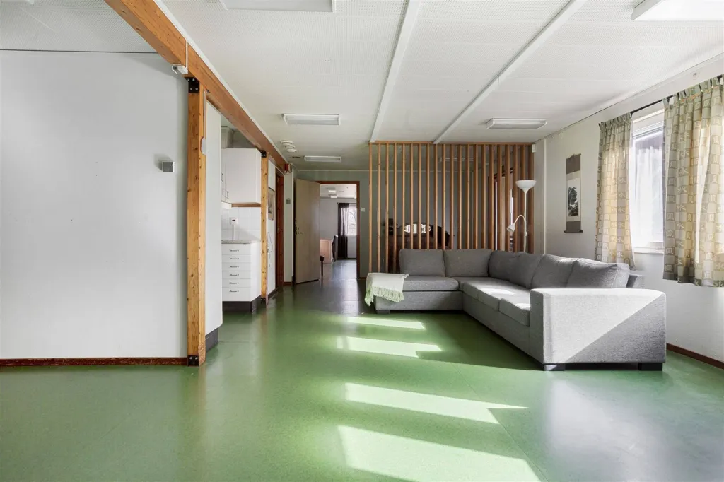 Séjour - Multi-Functional Property with Parking in Stöde