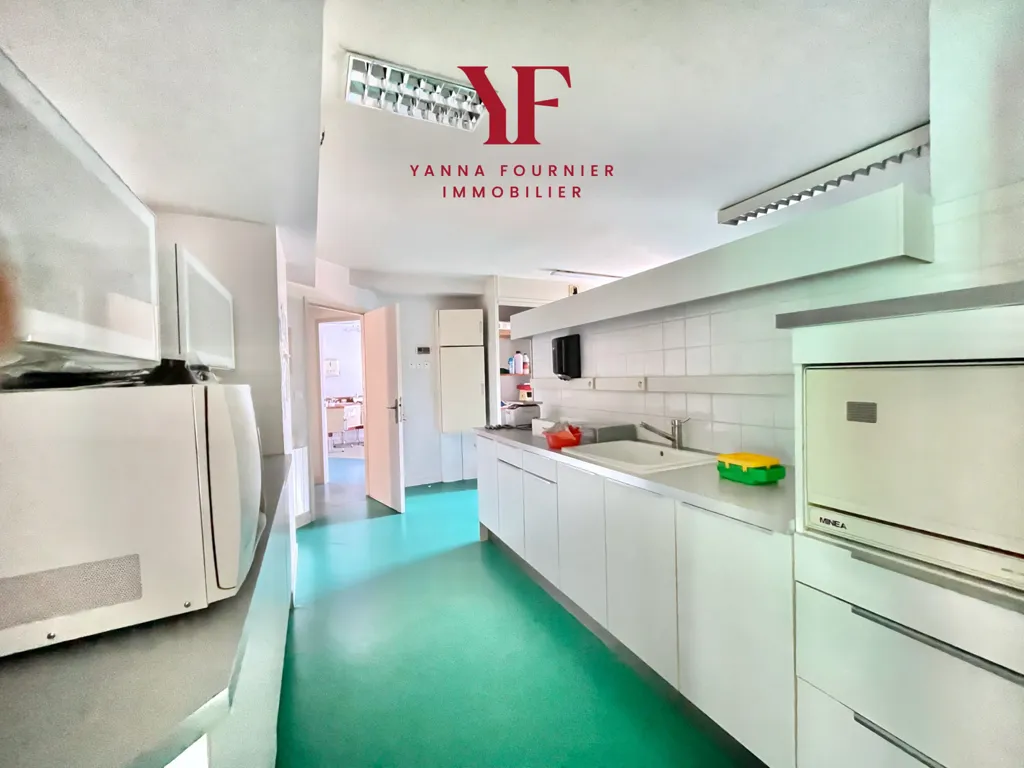 Cuisine - Immeuble Rénové avec Local Professionnel et Appartement à Plougastel-Daoulas
