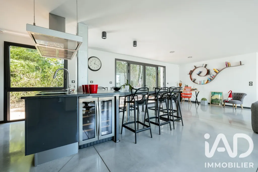Cuisine - Maison d'Architecte avec Piscine à Puilboreau