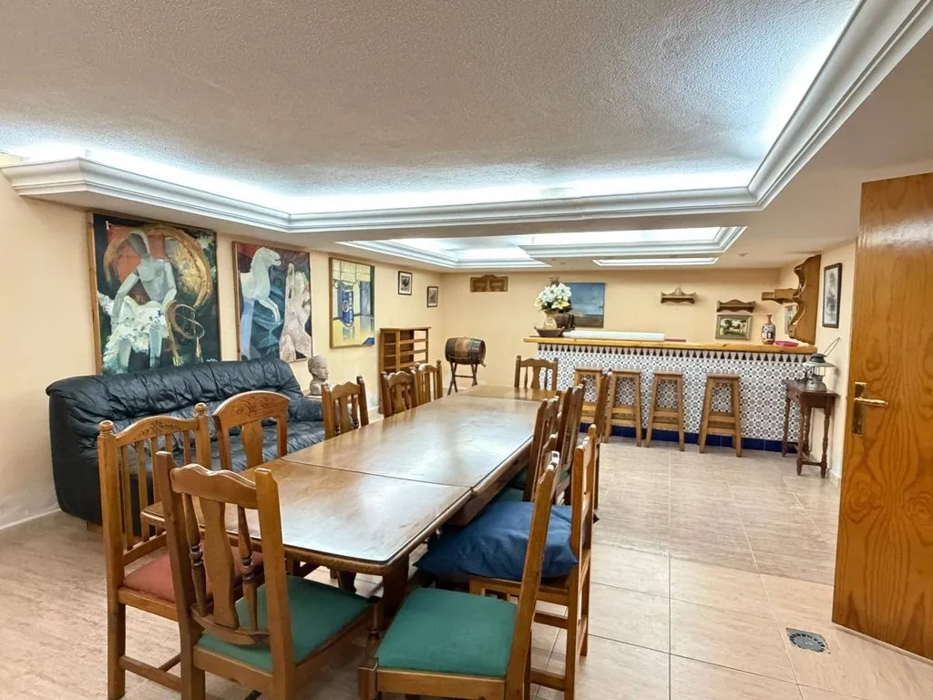 Söögituba - Chalet with Pool and Terrace in La Puebla